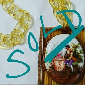Vintage ART DECO Bakelite/PORCELAIN Cameo Necklace